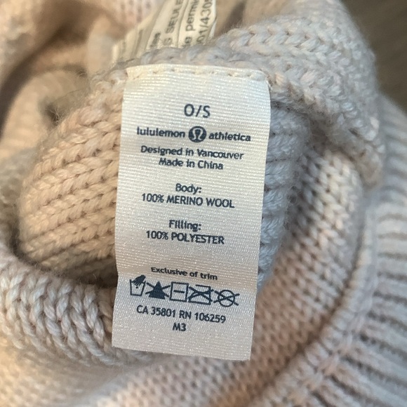 100% Merino Wool Lululemon Toque With Pompom One Size - Picture 7 of 8